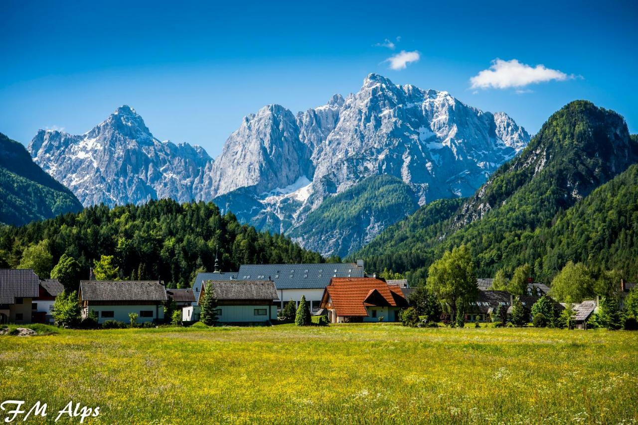Klass 103 Kranjska Gora Exteriör bild